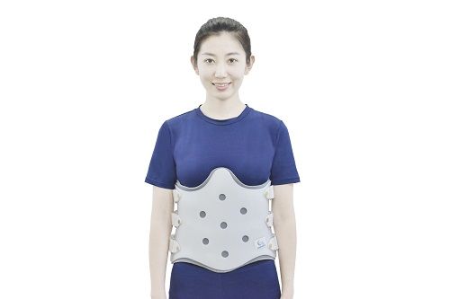 腰部矯形器-