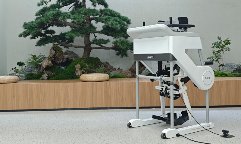 下肢行走訓(xùn)練機(jī)器人-